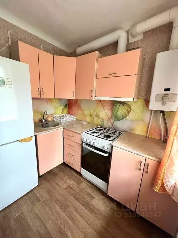 3-к кв. Коми, Ухта муниципальный округ, Водный пгт ул. Гагарина, 20 ... - Фото 0