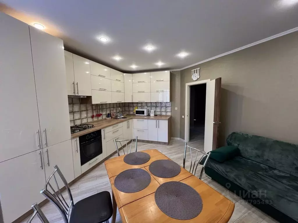 3-к кв. Калининградская область, Калининград ул. Александра Невского, ... - Фото 2