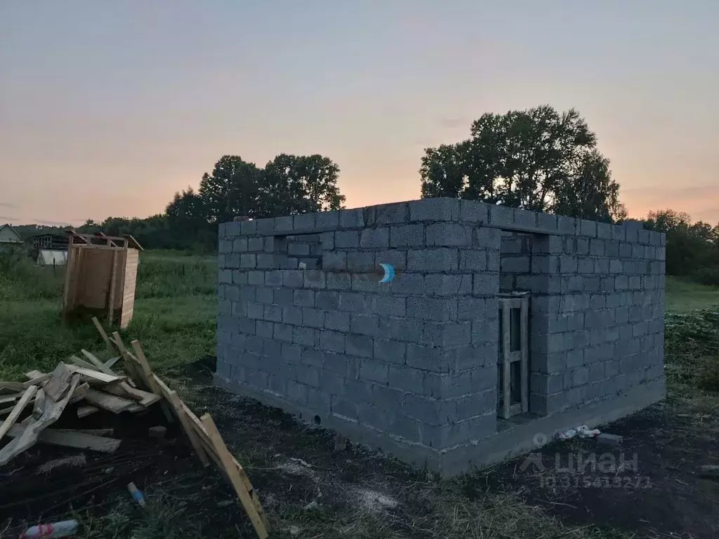 Участок в Башкортостан, Иглинский район, с. Чуваш-Кубово ул. Ленина, ... - Фото 1