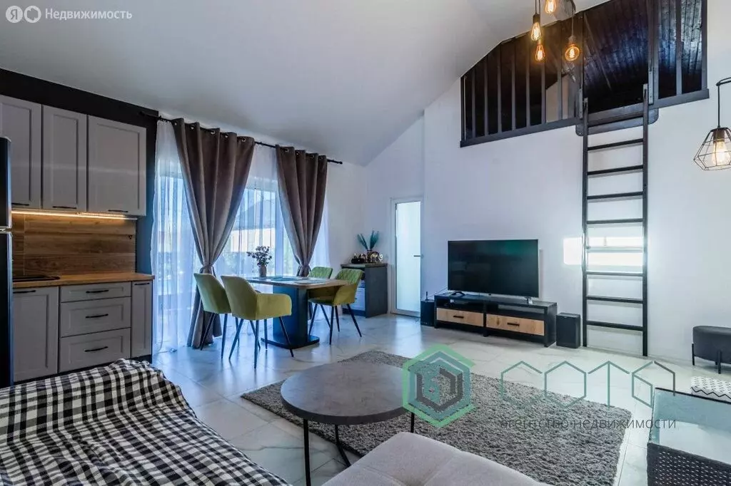 Дом в Калининградская область, Гурьевский муниципальный округ, посёлок ... - Фото 1