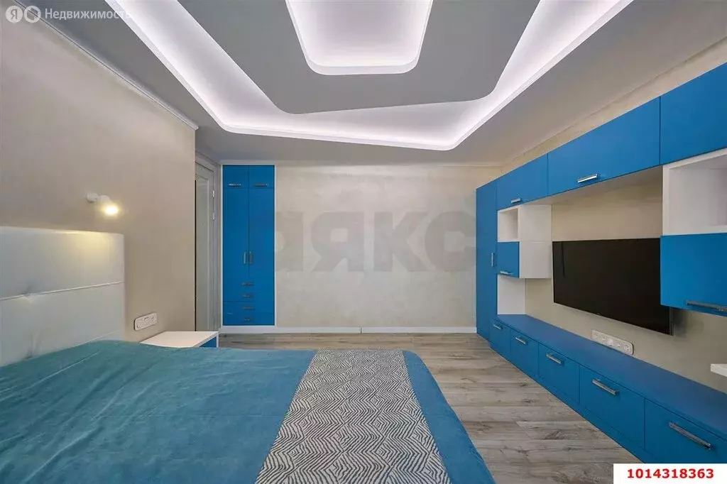 3-комнатная квартира: Краснодар, Дальняя улица, 8к1 (128.3 м) - Фото 0