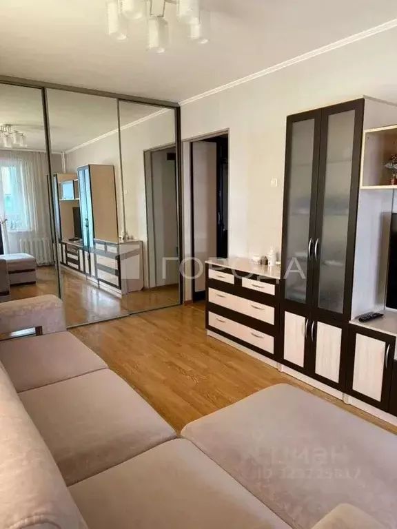 2-к кв. Алтайский край, Барнаул ул. Глушкова, 2 (50.0 м) - Фото 0