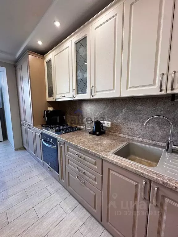 3-к кв. Татарстан, Казань ул. Аметьевская магистраль, 4А (65.7 м) - Фото 2