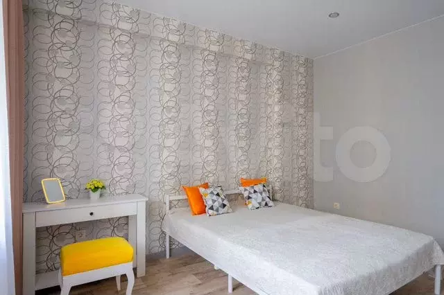 10 и более-к. квартира, 70 м, 16/16 эт. - Фото 0