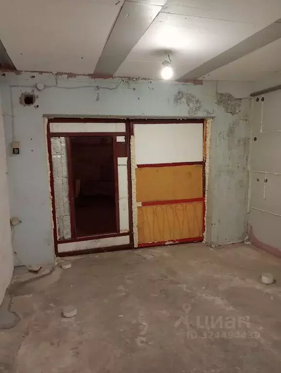 Гараж в Саратовская область, Саратов Соборная ул. (20 м) - Фото 1