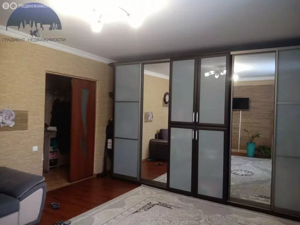 2-комнатная квартира: село Высокая Гора, улица Мичурина, 12 (60.2 м) - Фото 2