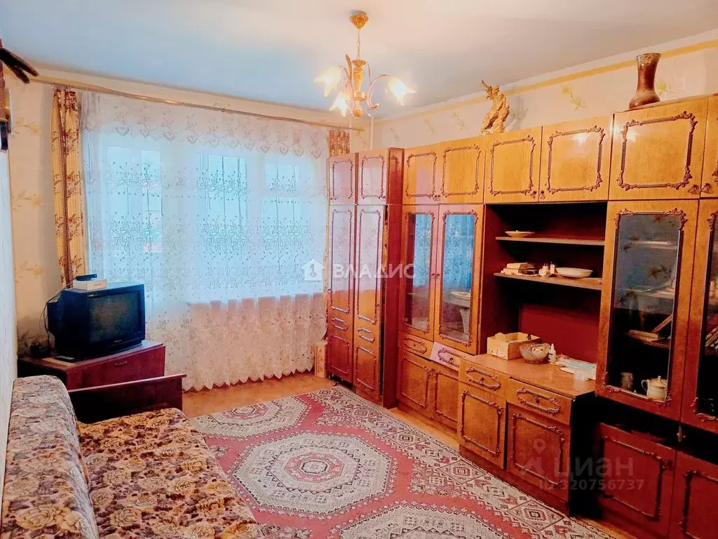 3-к кв. Белгородская область, Белгород Первомайская ул., 11 (59.0 м) - Фото 0