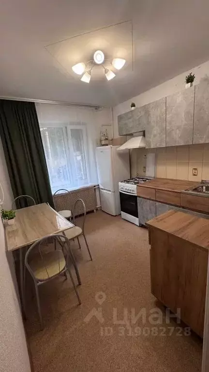 2-к кв. Краснодарский край, Туапсе ул. Карла Маркса, 11 (43.0 м) - Фото 0
