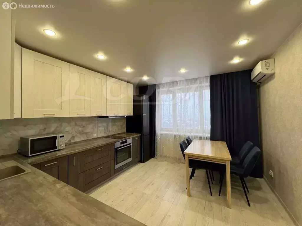 1-комнатная квартира: Тюмень, улица Павла Шарова, 7 (39 м) - Фото 2