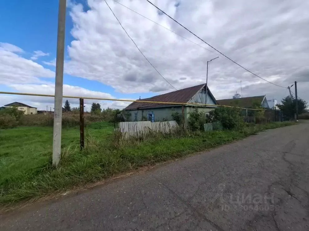 Участок в Омская область, Кормиловка рп ул. Зои Космодемьянской, 19 ... - Фото 1