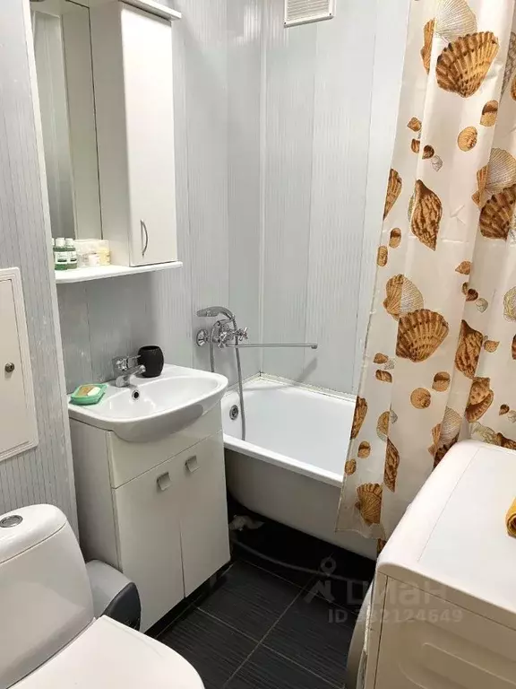 3-к кв. Ставропольский край, Невинномысск Революционная ул., 8 (65.0 ... - Фото 1