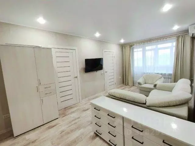 4-к кв. Крым, Керчь ул. Маршала Еременко, 38 (62.0 м) - Фото 1