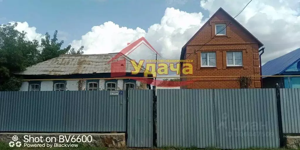 Дом в Оренбургская область, пос. Новоорск ул. Октябрьская, 19 (115 м) - Фото 0