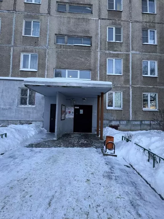 2-к кв. Ярославская область, Ярославль просп. Фрунзе, 67 (47.8 м) - Фото 2