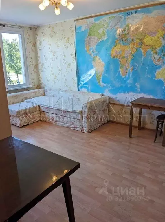 4-к кв. Ленинградская область, Кингисепп Октябрьская ул., 16 (48.6 м) - Фото 1