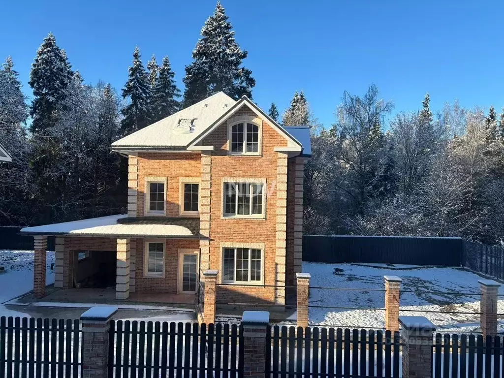 Дом в Москва пос. Внуково, ул. Некрасова, 12 (275 м) - Фото 1