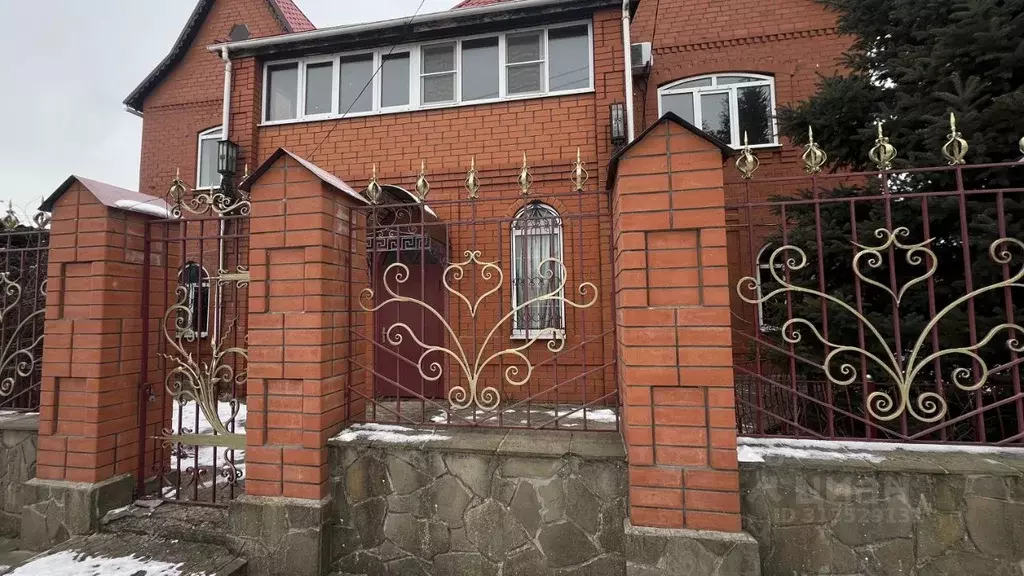 Дом в Ростовская область, Неклиновский район, с. Новобессергеневка ... - Фото 0