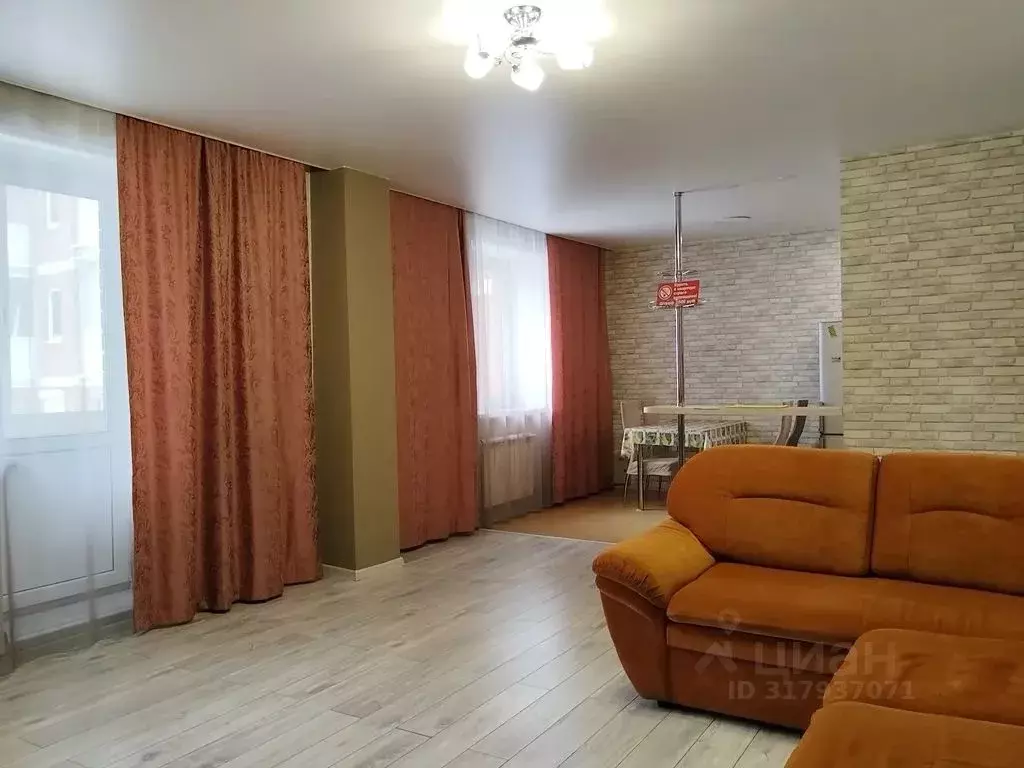 2-к кв. Иркутская область, Иркутск Байкальская ул., 293/5 (70.0 м) - Фото 0