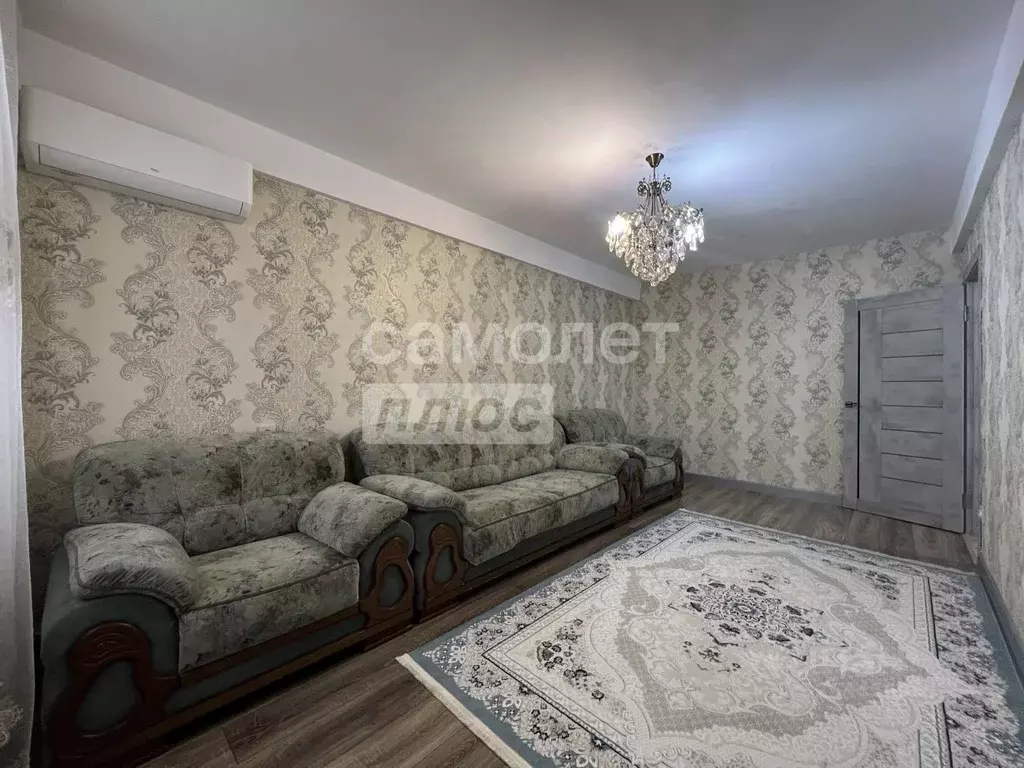 2-к кв. Дагестан, Каспийск ул. Магомедали Магомеджановa, 18к1 (76.0 м) - Фото 1