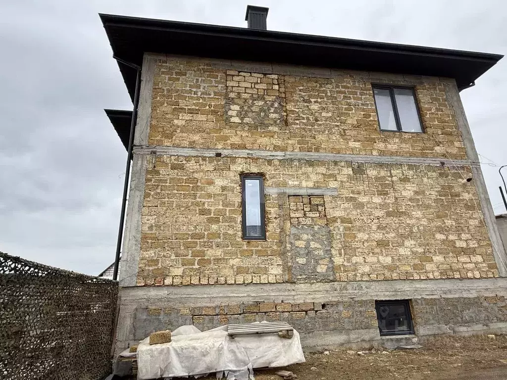 Дом в Крым, Симферопольский район, Трудовское с/пос, с. Строгоновка ... - Фото 2