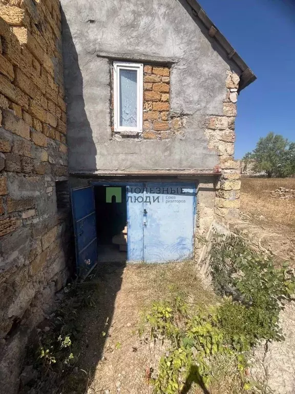 Дом в Крым, Сакский район, Суворовское с/пос, с. Великое  (40 м) - Фото 2