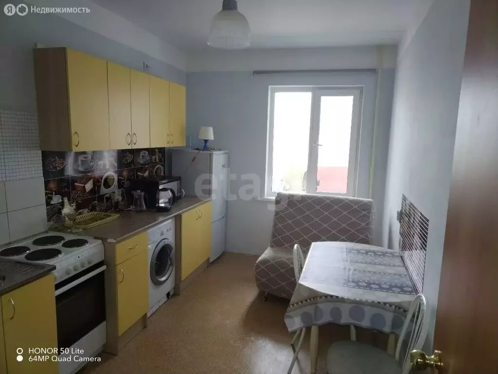 1-комнатная квартира: Якутск, улица Петра Алексеева, 72/1с1 (35 м) - Фото 0