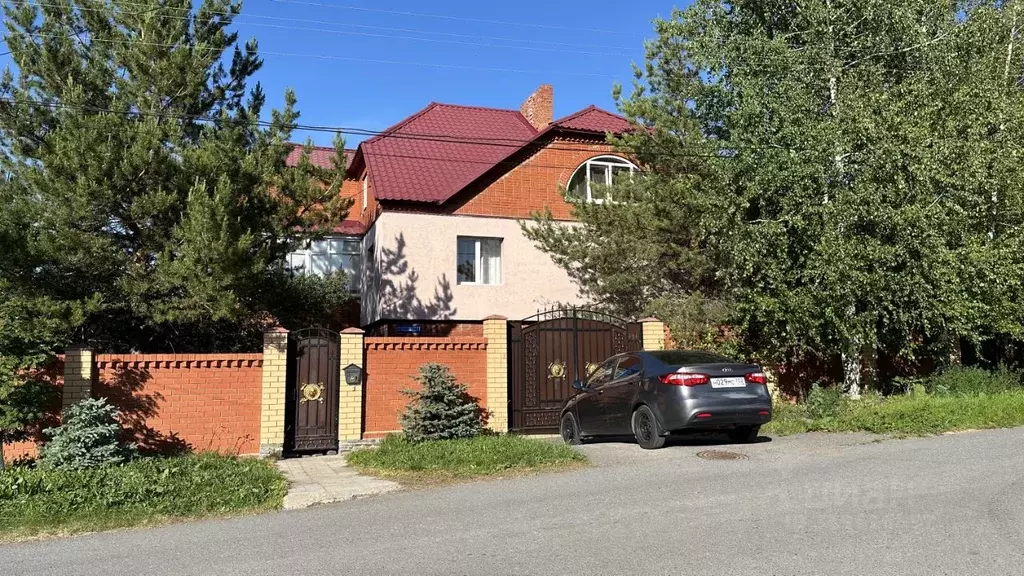 Дом в Башкортостан, Уфимский район, с. Чесноковка  (375 м) - Фото 1