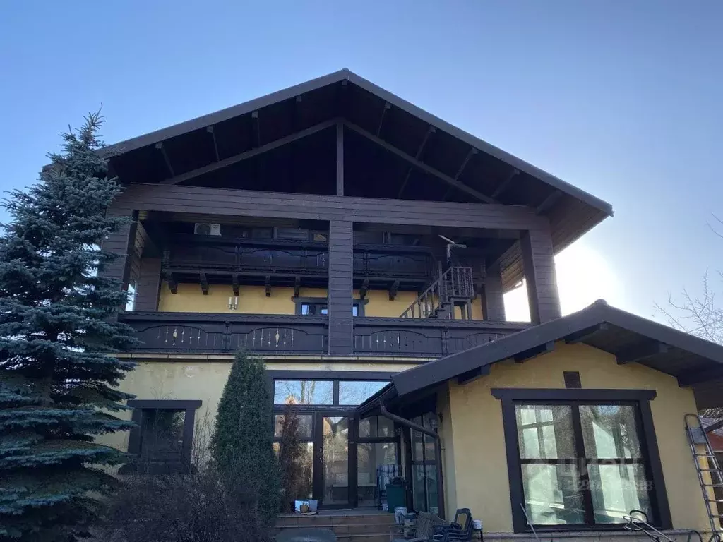 Дом в Московская область, Красногорск городской округ, с. Ильинское  ... - Фото 1