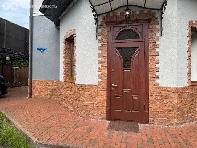 Дом в Калининград, улица Евгения Колесникова (451 м) - Фото 2