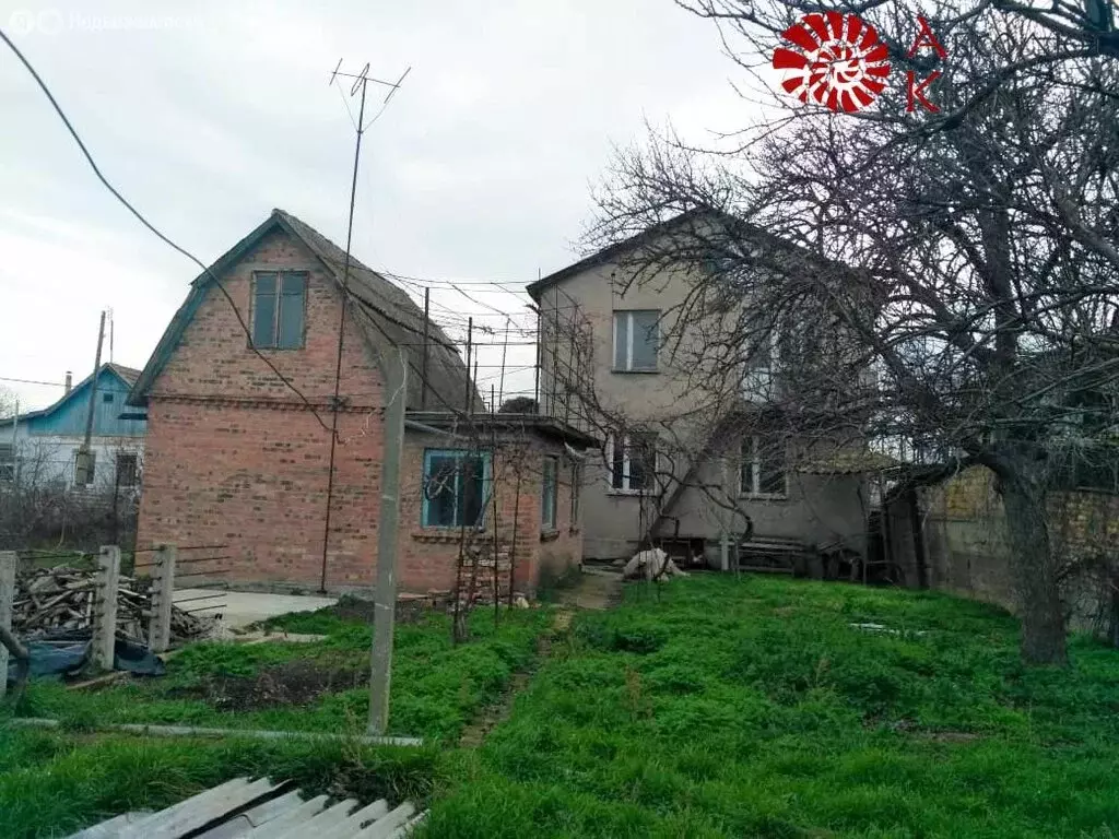 Дом в Феодосия, Учительская улица (112 м) - Фото 0