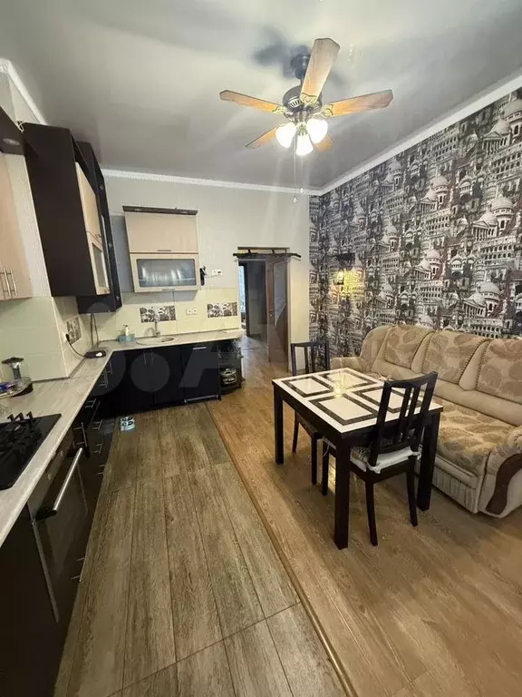 3-к. квартира, 96,4 м, 2/4 эт. - Фото 0