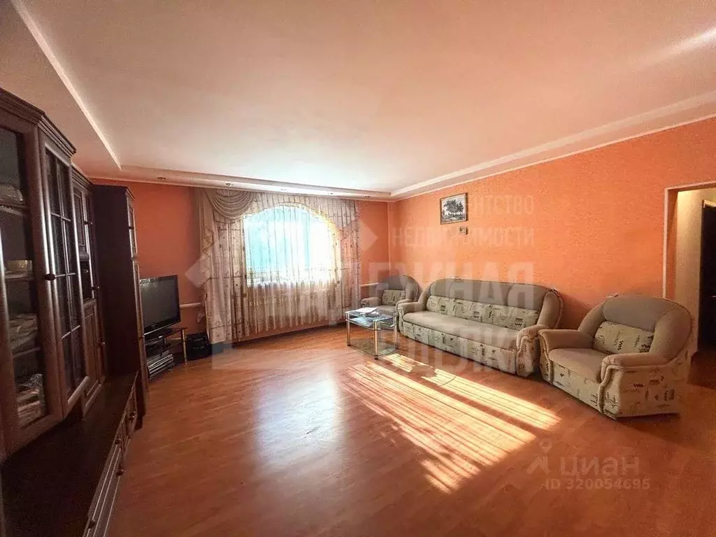 Коттедж в Алтайский край, Рубцовск пл. Ленина (100 м) - Фото 2