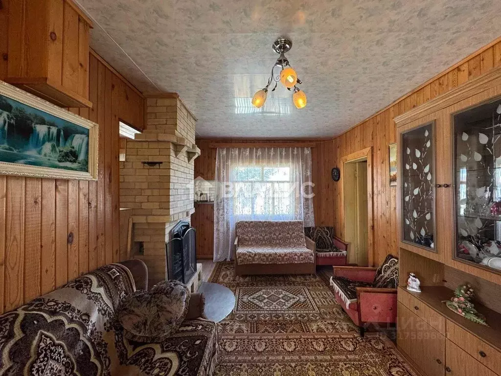 Дом в Иркутская область, Усольский район, Железнодорожное с/пос, д. ... - Фото 1