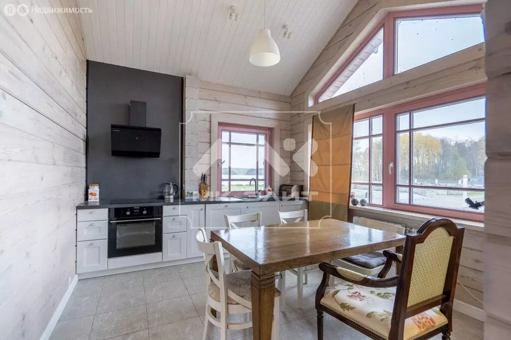 Дом в деревня Силино, Короткая улица, 1 (400 м) - Фото 1