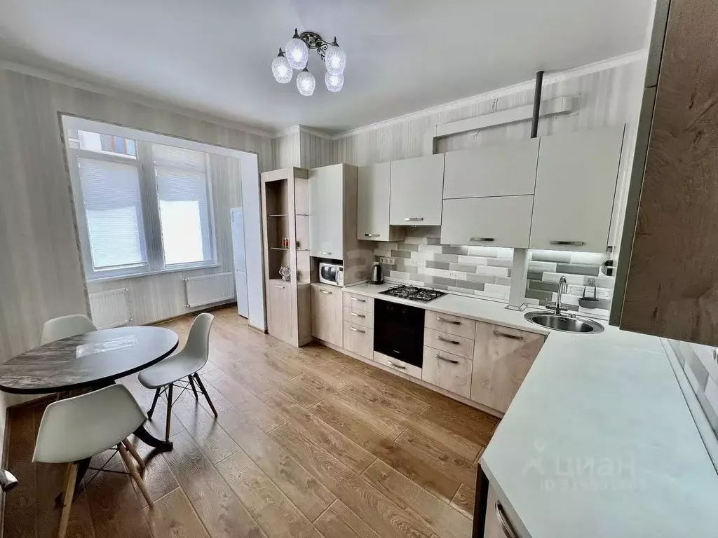 1-к кв. Крым, Симферополь ул. Битакская (50.0 м) - Фото 1