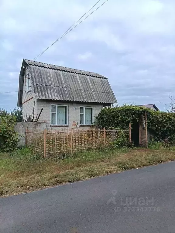 Дом в Курская область, Курский район, Шумаковский сельсовет, с. ... - Фото 1