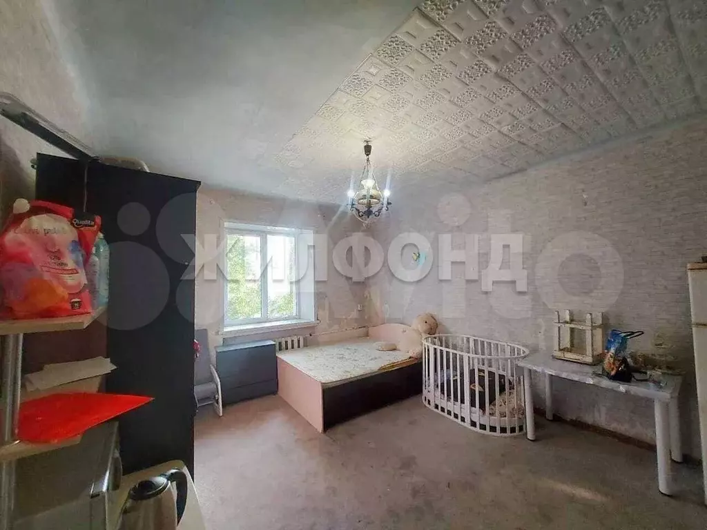 Комната 33,9 м в 4-к., 2/5 эт. - Фото 1