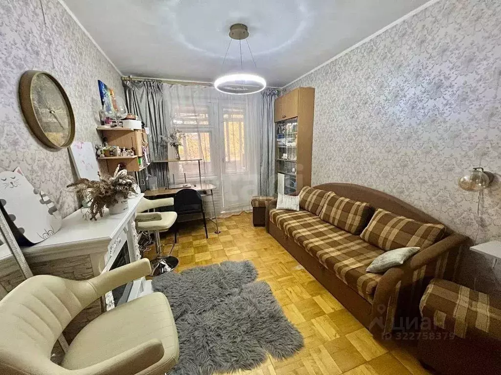 3-к кв. Удмуртия, Ижевск ул. Тимирязева, 21А (65.4 м) - Фото 1