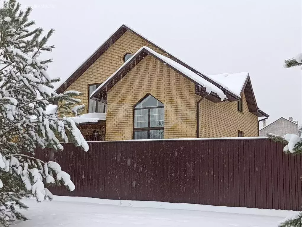 Дом в Конаково, Лазурная улица (230 м) - Фото 1