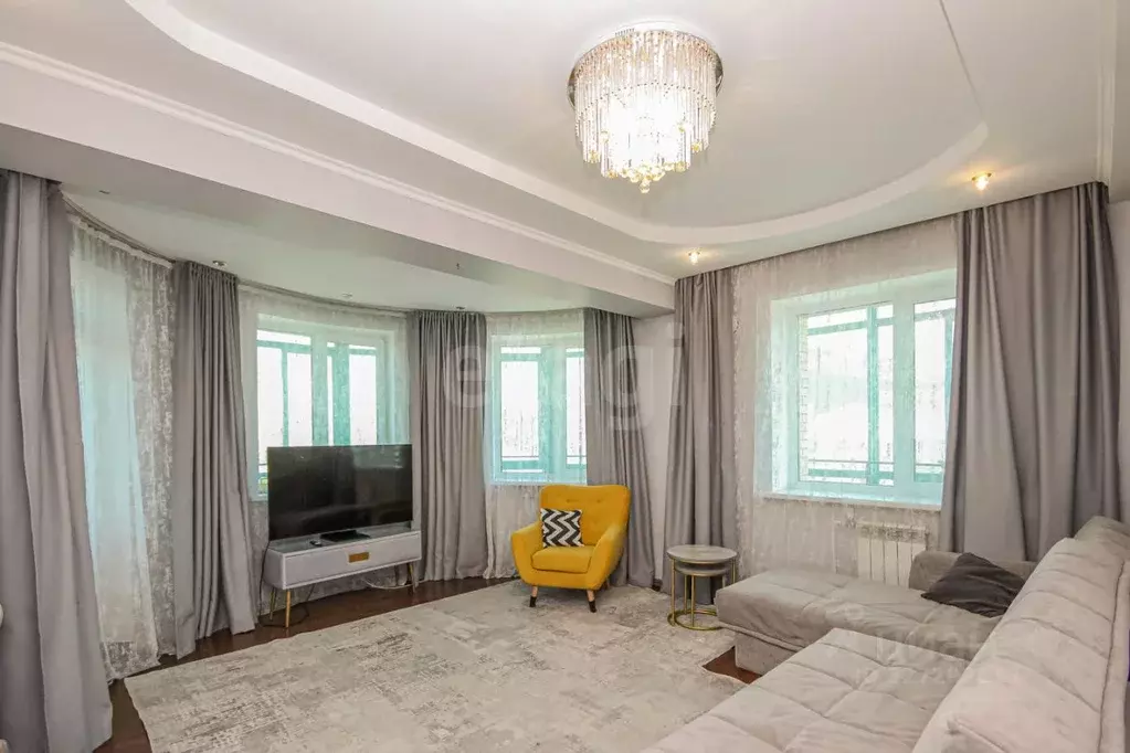 3-к кв. Бурятия, Улан-Удэ ул. Столбовая, 54А (72.6 м) - Фото 1