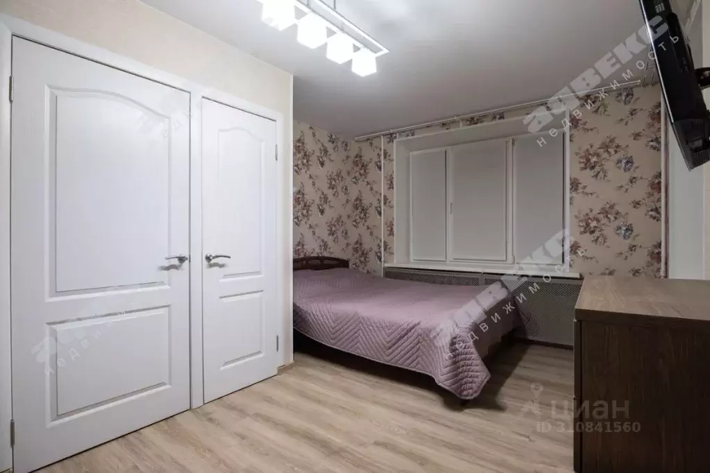 1-к кв. Санкт-Петербург просп. Ветеранов, 105 (30.0 м) - Фото 0