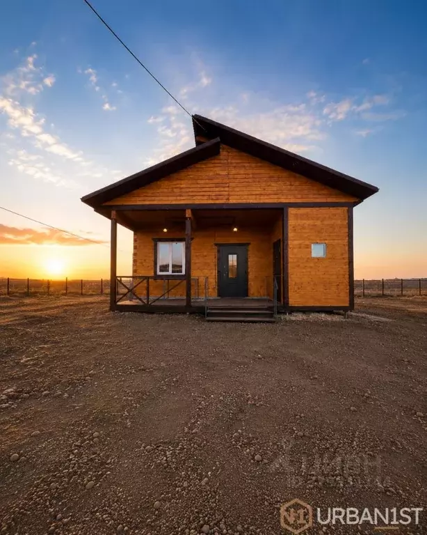 Дом в Красноярский край, Красноярск городской округ, пос. Солонцы ... - Фото 1