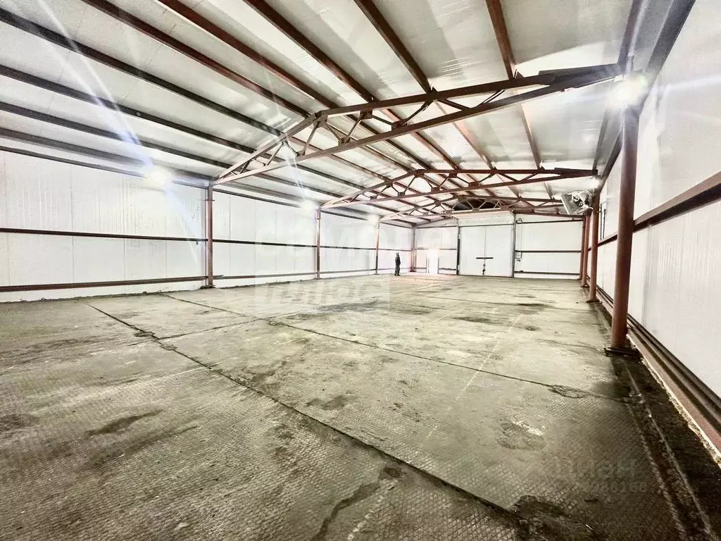 Гараж в Хабаровский край, Комсомольск-на-Амуре просп. Ленина, 32 (300 ... - Фото 1