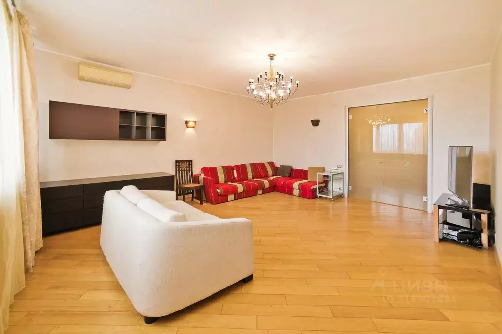 3-к кв. Москва ул. Архитектора Власова, 22 (123.2 м) - Фото 1