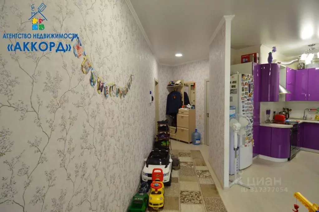 2-к кв. Алтайский край, Барнаул Партизанская ул., 61 (62.0 м) - Фото 2