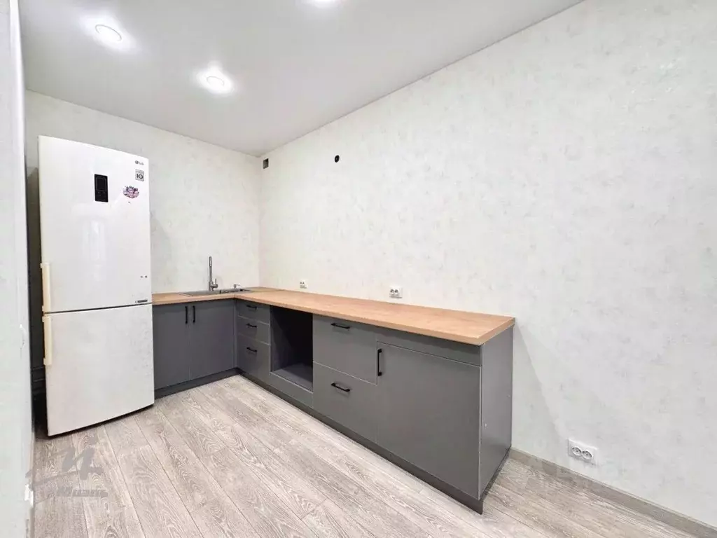 2-к кв. Алтайский край, Барнаул тракт Павловский, 60Бк1 (39.5 м) - Фото 1