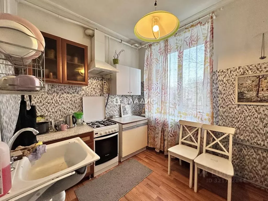 3-к кв. Санкт-Петербург ул. Белоусова, 6/42 (68.0 м) - Фото 0