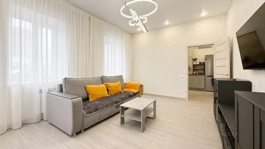 2-к кв. Татарстан, Казань ул. Шигабутдина Марджани, 42Б (65.0 м) - Фото 1
