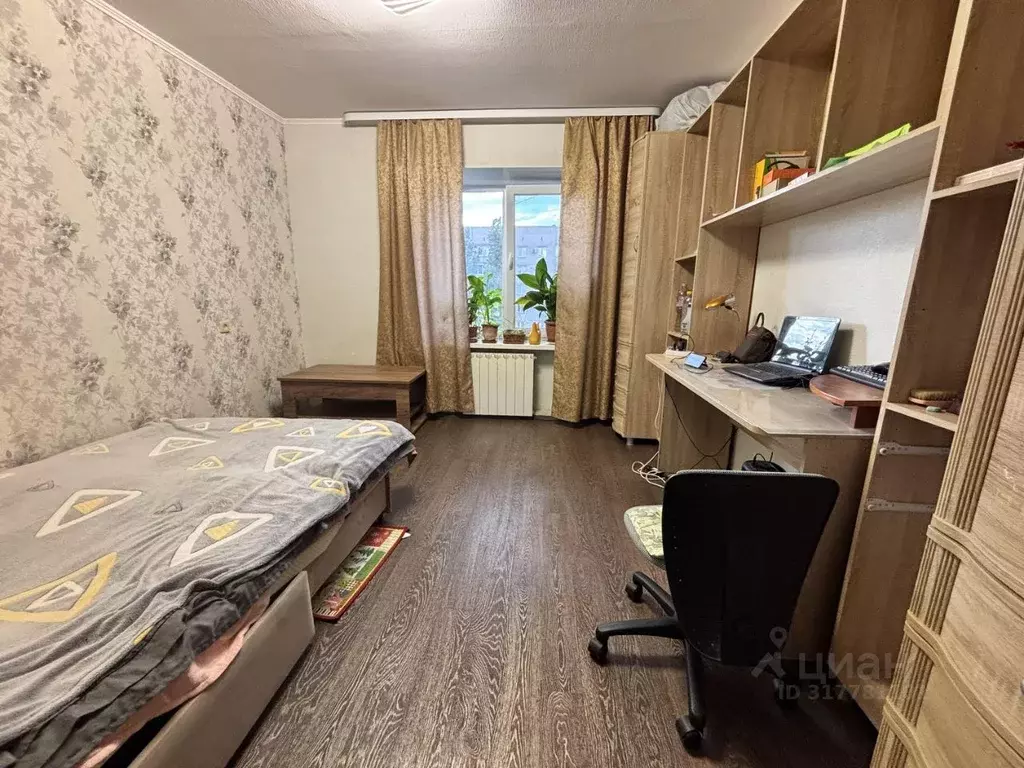 3-к кв. Саратовская область, Саратов ул. Имени Н.Г. Чернышевского, 19 ... - Фото 0