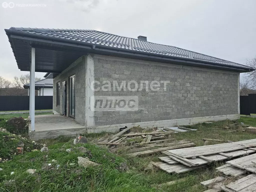 Дом в Гостагаевская, Советская улица (115.6 м) - Фото 1